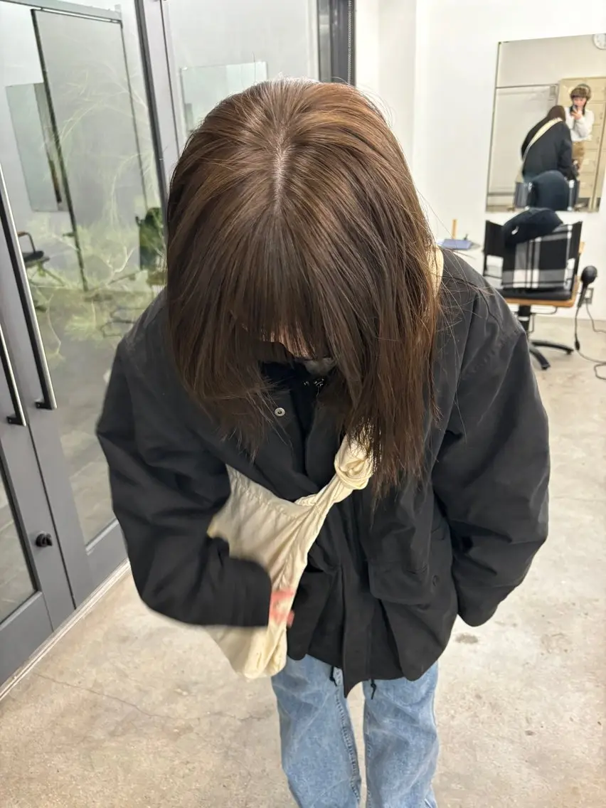 ミディアム カラー ブリーチ 透明感カラー ブリーチなしカラー 顔周りカット/透明感 カラー/rioのヘアスタイル