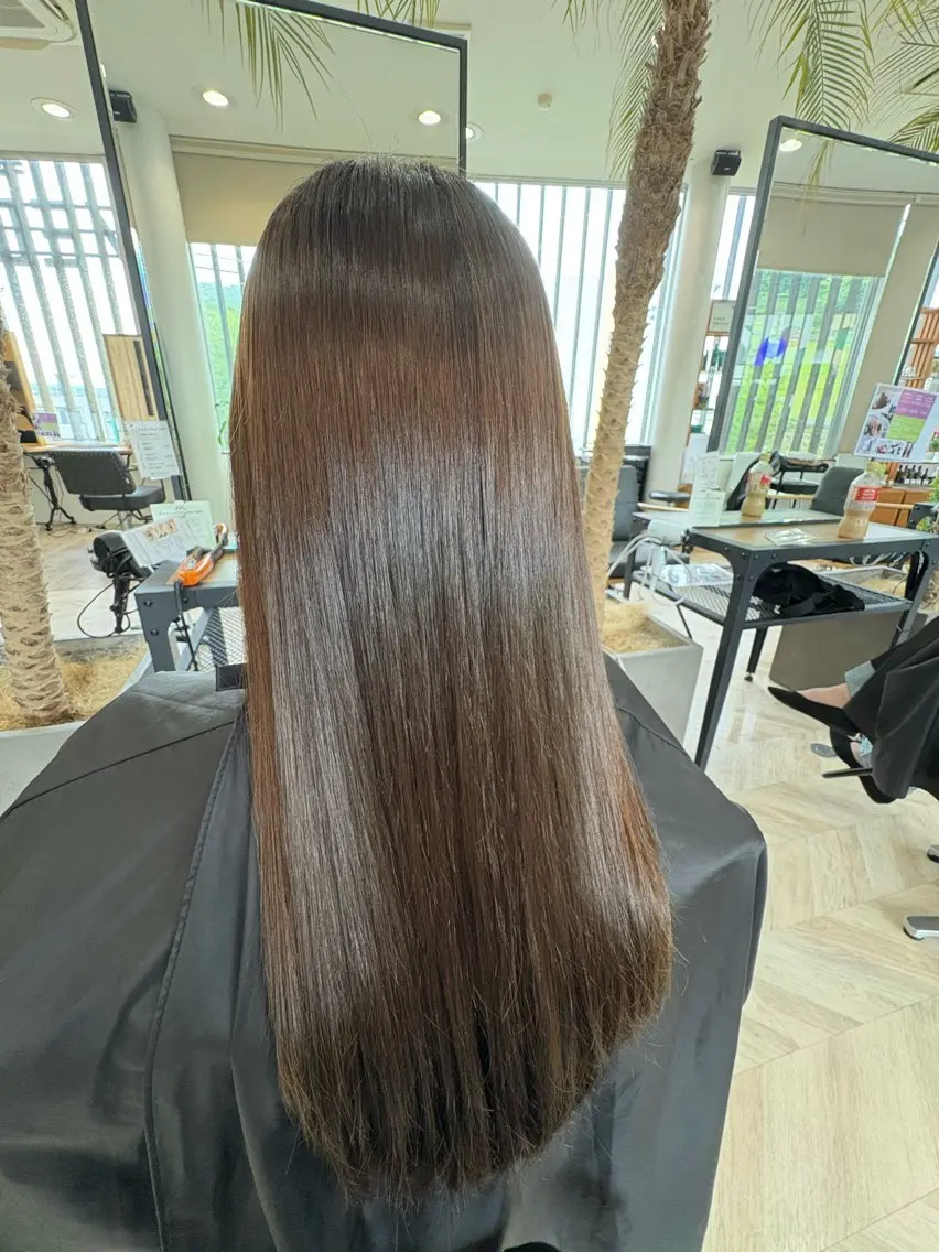 ロング 縮毛矯正 宮崎 瑠梨のヘアスタイル