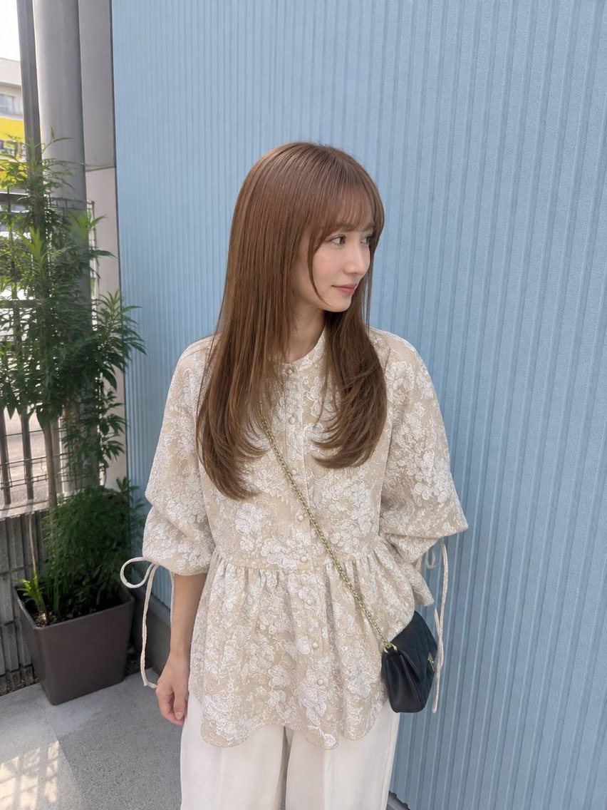 セミロング カラー ヘアカラー トリートメント 《髪質改善 UN BLEACH》のヘアスタイル