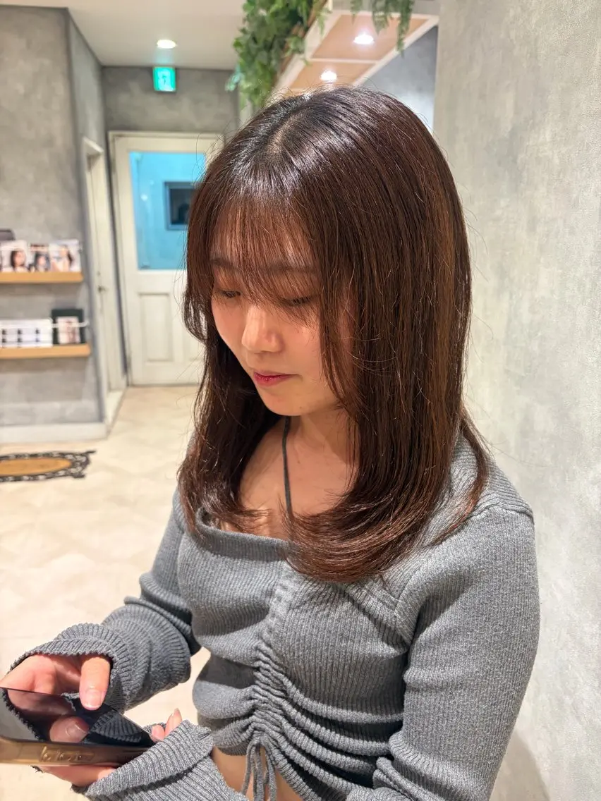セミロング レイヤーカット 小川 ルミナのヘアスタイル