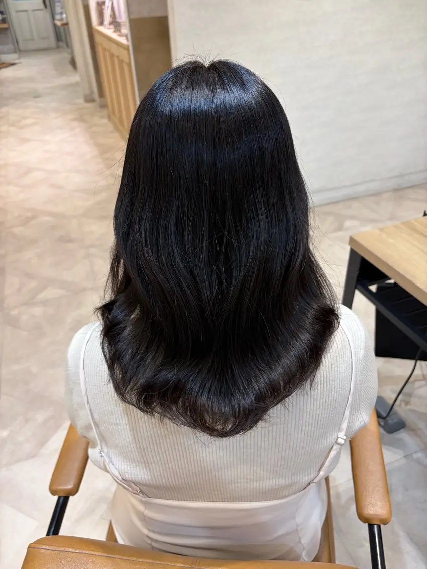 セミロング ヘアカラー 小川 ルミナのヘアスタイル