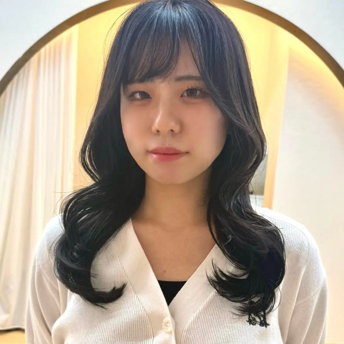 ロング カラー アッシュ 黒髪 ブルーカラー ブルーブラック 透明感カラー 🌿寄り添い型美容師 🌿yuiのヘアスタイル