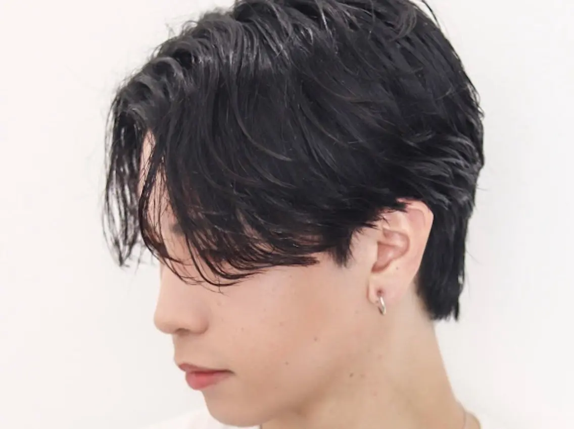 メンズ センターパート ✨🔥✨️メンズカラ ー得化REON✨🔥のヘアスタイル