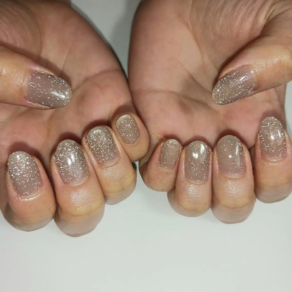 ネイル フラッシュネイル ジェルネイル キラキラネイル 持ち込み ワンカラーネイル ハンドネイル owlnail /持込みデザイン専門のネイルデザイン