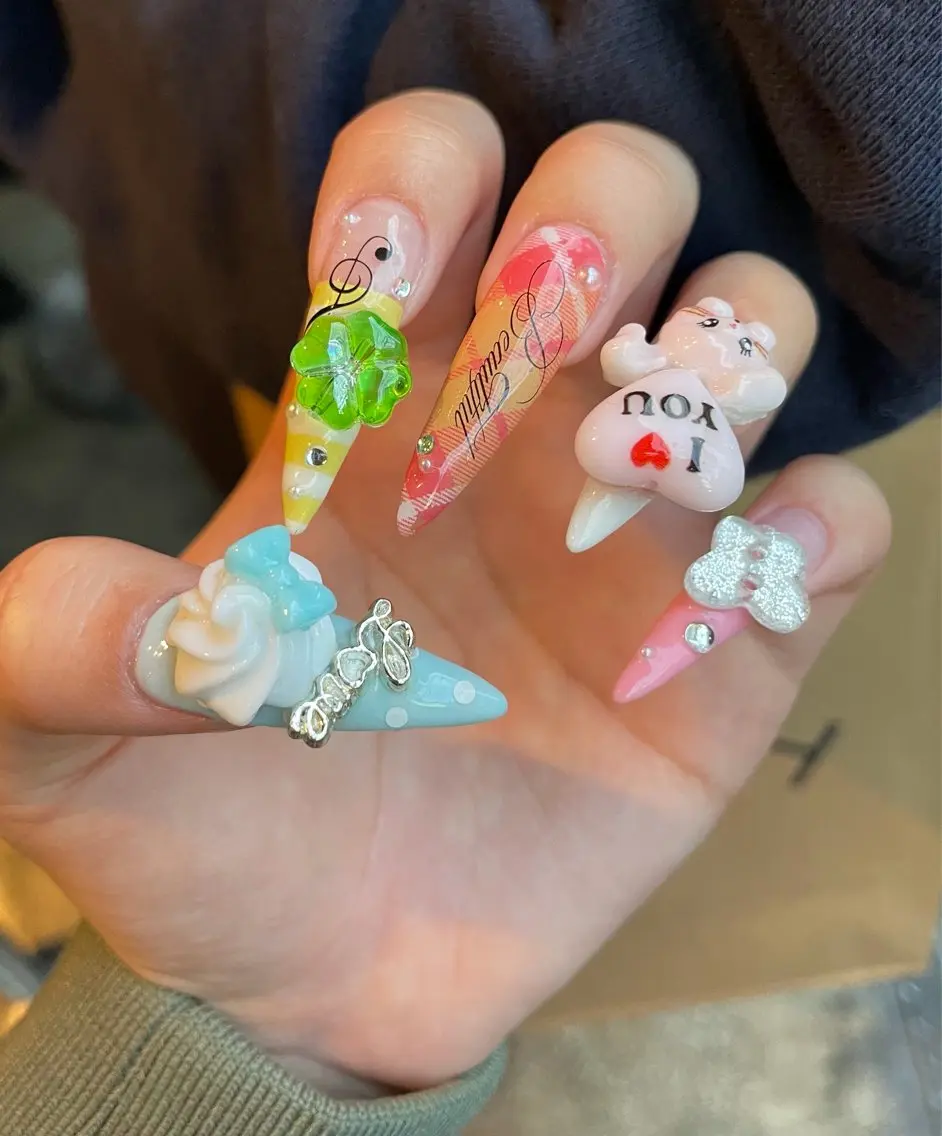 ネイル ハンドネイル heaven 🤍 michiのネイルデザイン