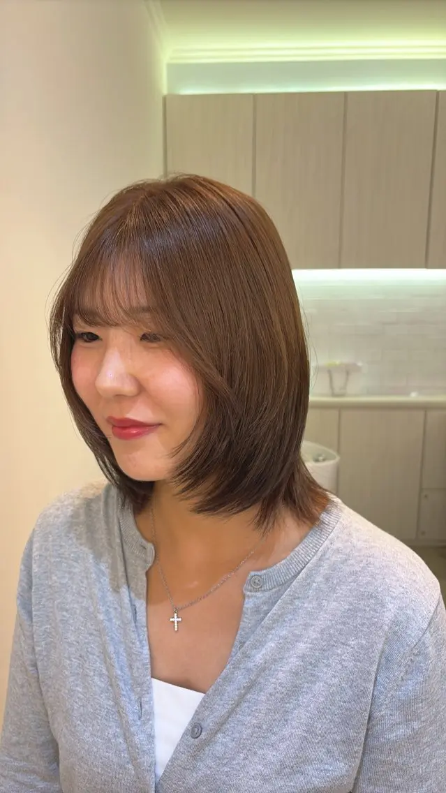 ミディアム ヘアカラー トリートメント オオバヤシ マホのヘアスタイル