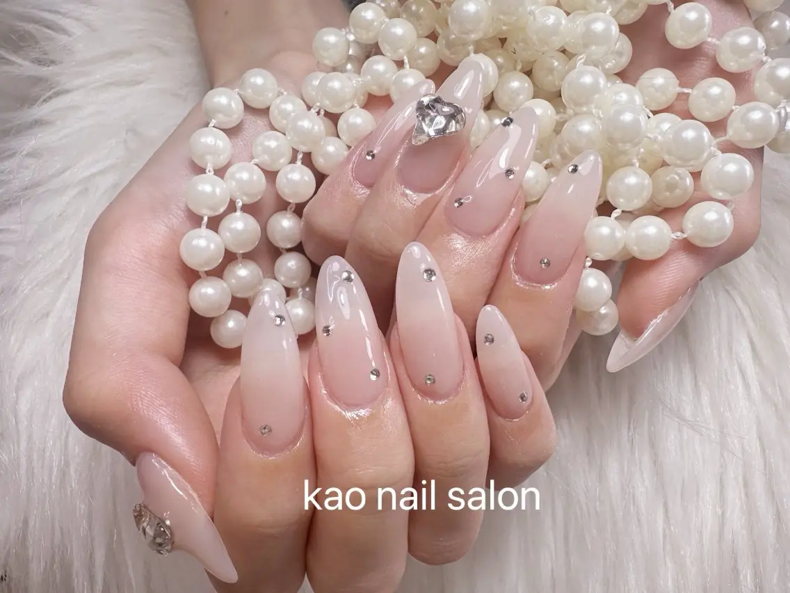 ネイル ハンドネイル kao nail マグネット/長さだしのネイルデザイン