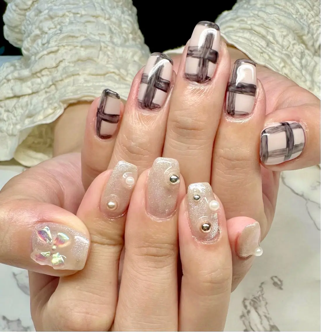 ネイル ハロウィン キラキラネイル マグネットネイル ミラーネイル ニュアンスネイル Mai’s nailのネイルデザイン