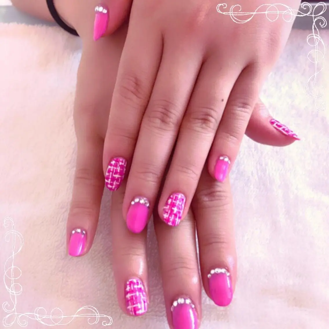 ネイル ピンク ツイードネイル Era nailのネイルデザイン