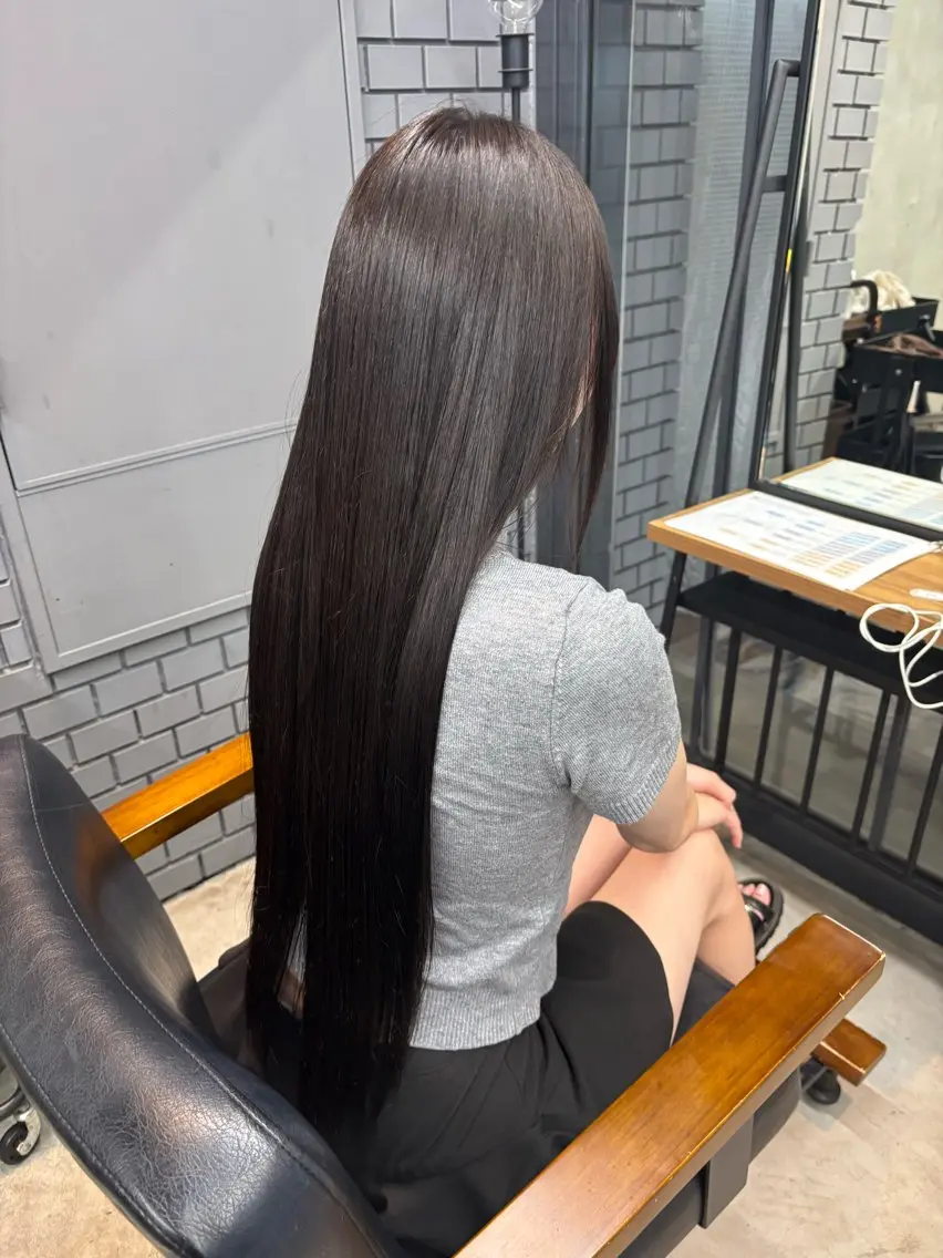 ロング ロング 縮毛矯正 カット 縮毛矯正 田中 綾乃のヘアスタイル