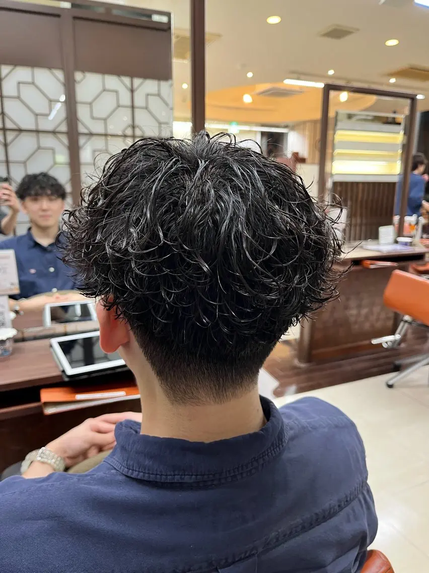 ショート パーマ メンズ メンズパーマ 🧊メンズ特化🧊 高木航希のヘアスタイル
