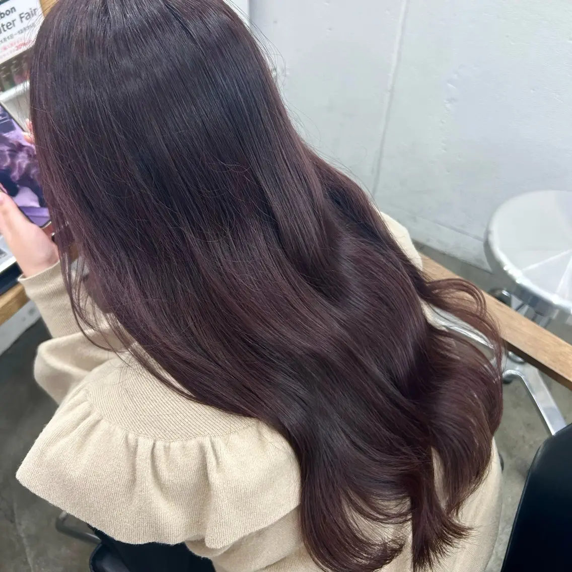 ロング カラー あやめ🪽 オリーブ/ハイトーンのヘアスタイル
