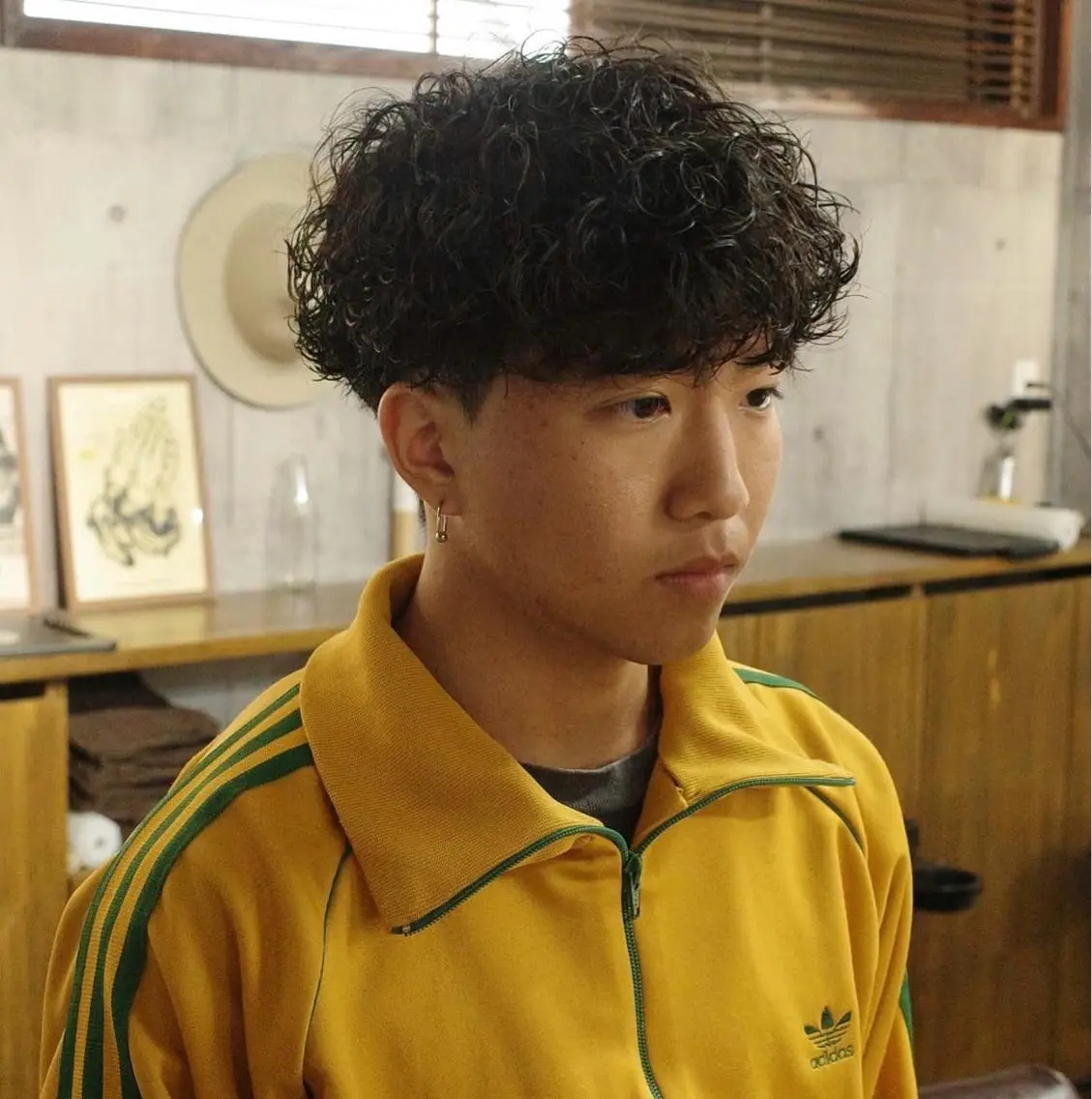 ショート パーマ メンズ メンズパーマ ツイストスパイラルパーマ スパイラルパーマ カット パーマ ヘアーサロンSAKO 佐伯准哉のヘアスタイル