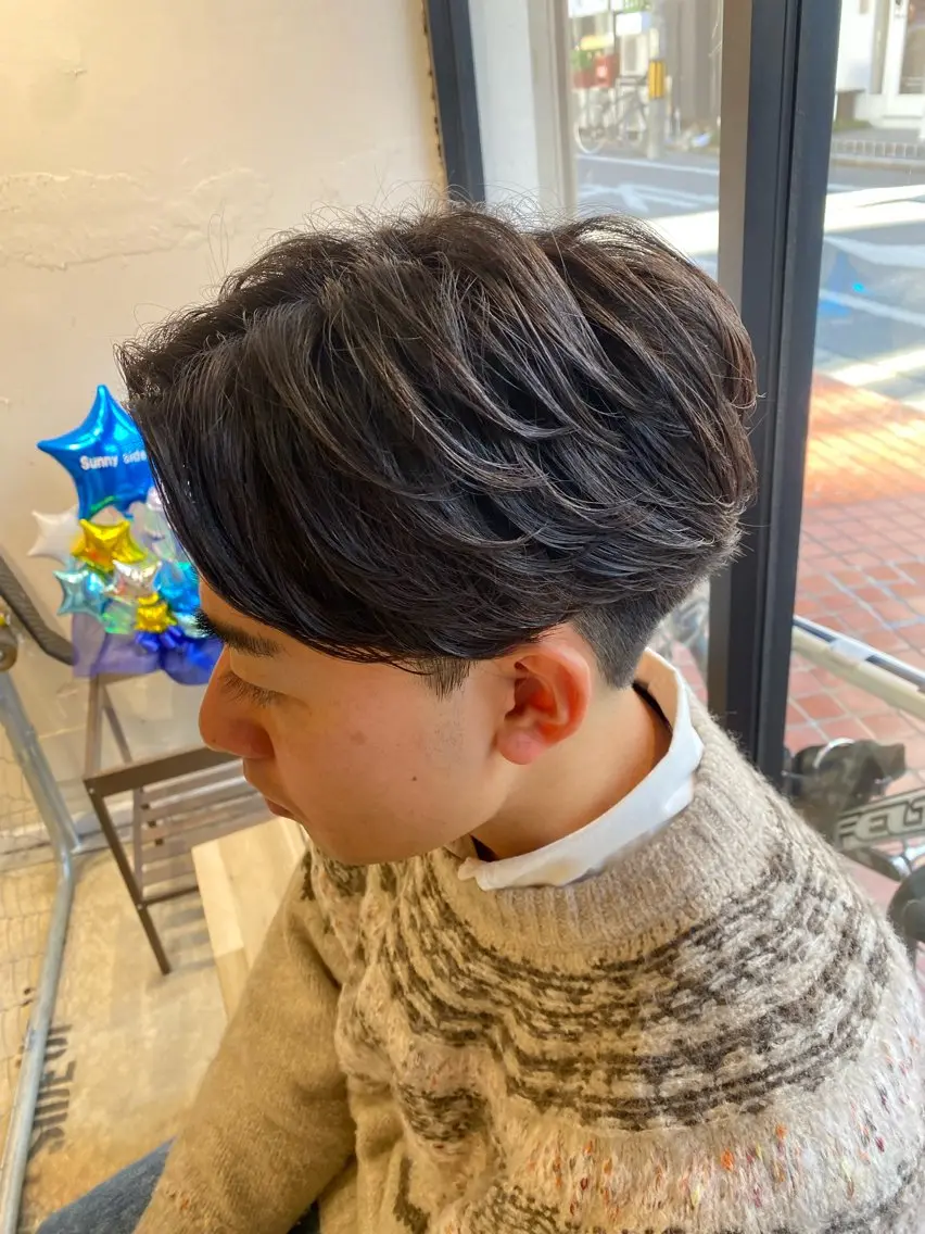 パーマ メンズ フェザーパーマ メンズパーマ メンズツイストパーマ 波巻きパーマ 縮毛矯正 カット パーマ トリートメント ヘアセット 🌴パーマオタク🌴 長谷川 諒佑🌈のヘアスタイル