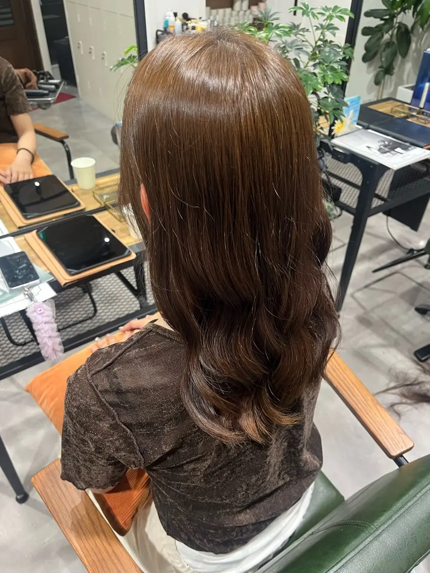 セミロング 艶カラー透明感カラー まいか🫧‪のヘアスタイル