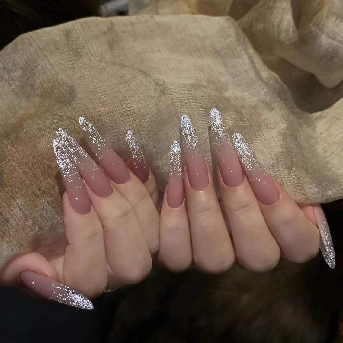 ネイル 長さ出し フレンチネイル グラデーション ワンホンネイル ハンドネイル ハンドケア AUREA Nail 心斎橋店のネイルデザイン