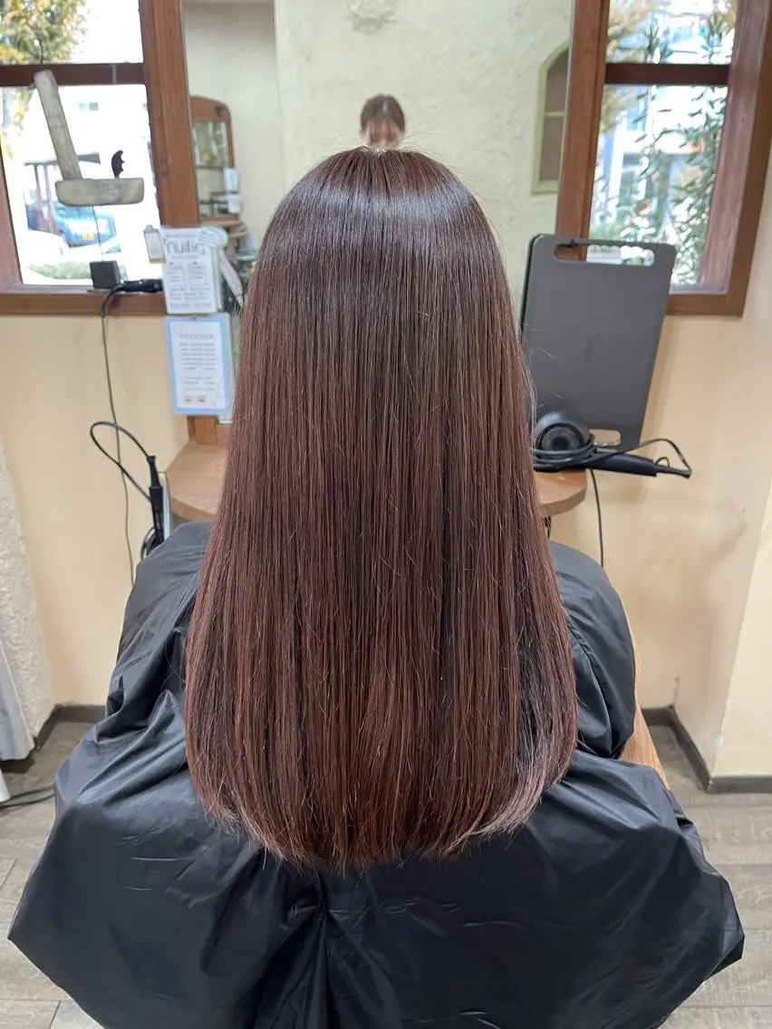 ロング カラー トリートメント 磧本 祐里恵のヘアスタイル