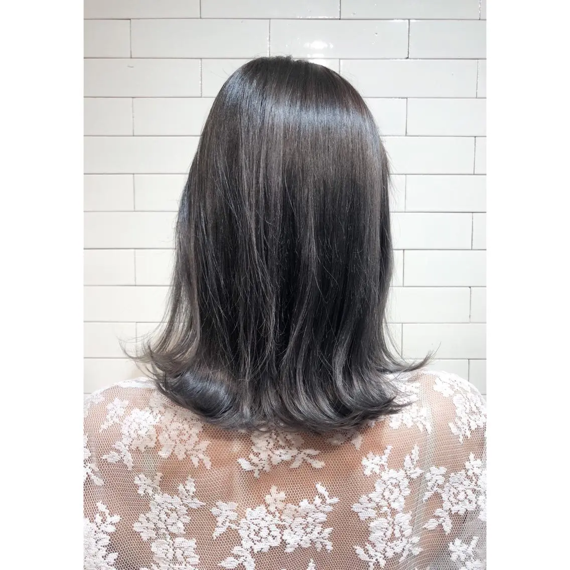 ミディアム EIGHT plum TOKIOリミテッドのヘアスタイル