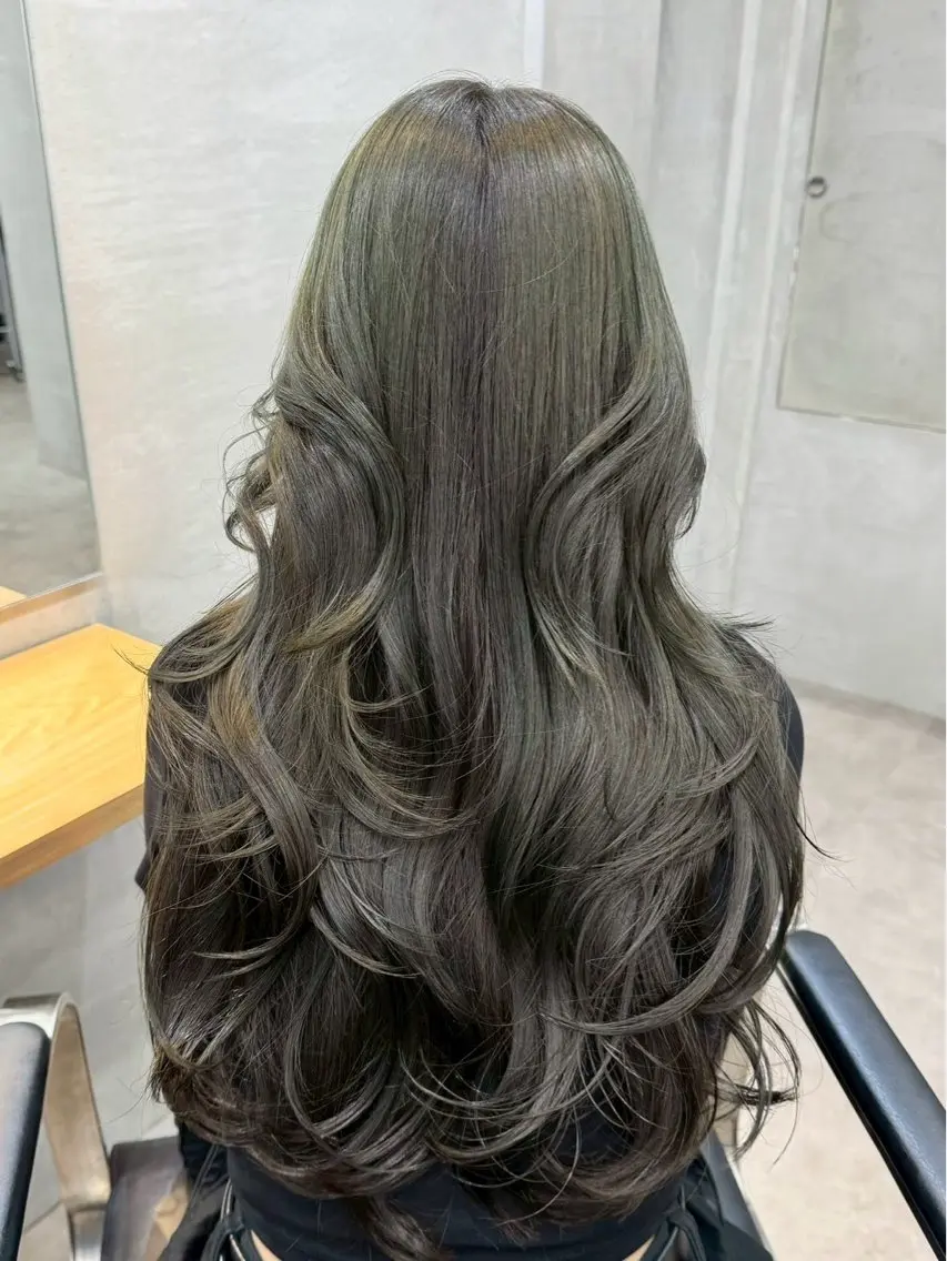 カラー ヘアカラー カラーモデル募集中 / Annaのヘアスタイル
