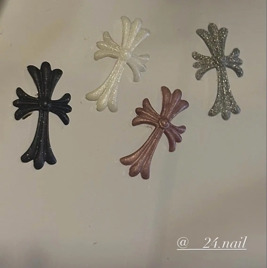 ネイル 24 nailのネイルデザイン