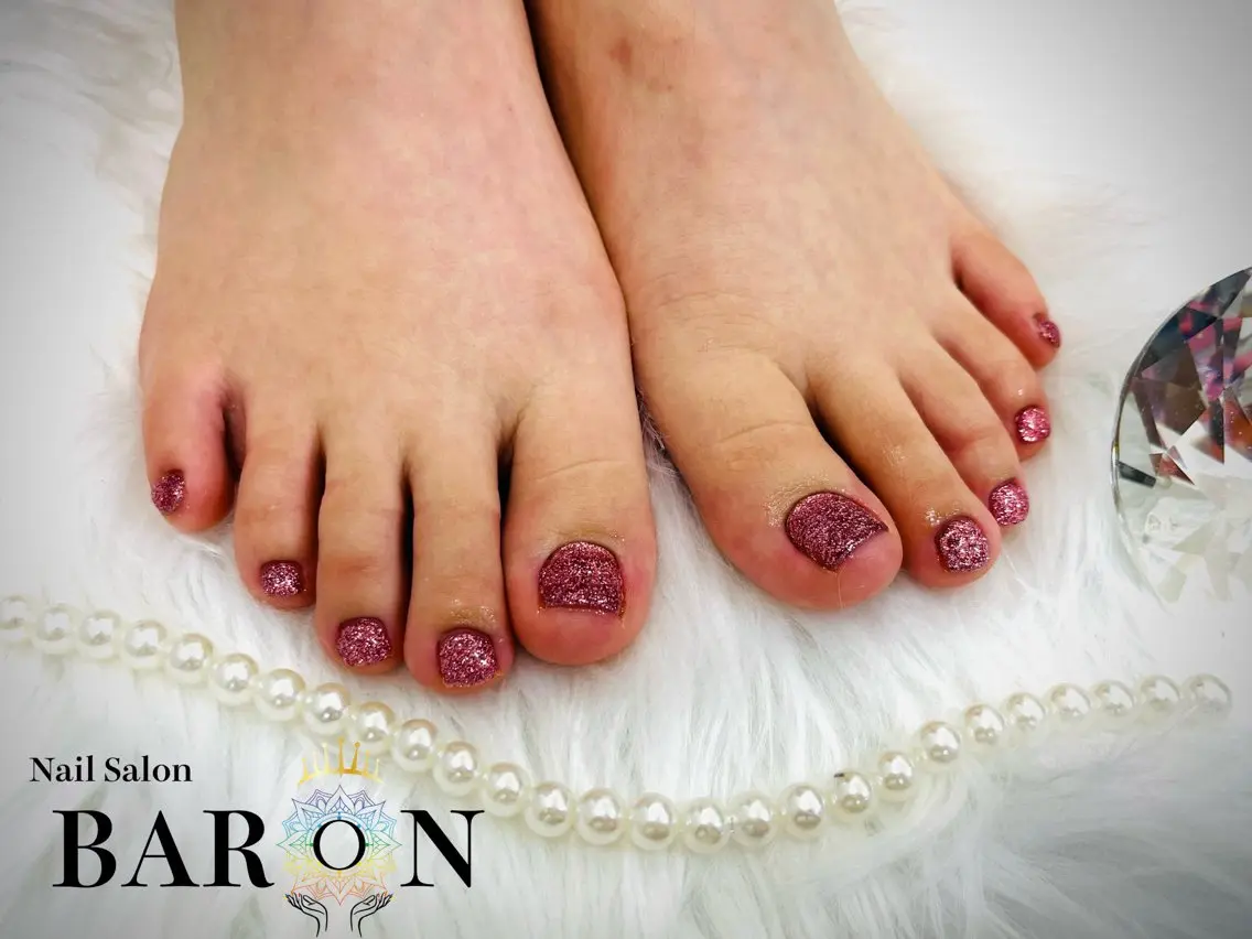 ネイル フットネイル ラメ(グリッター) ワンカラーネイル ピンク ハンドネイル フットネイル BARON Harukaのネイルデザイン