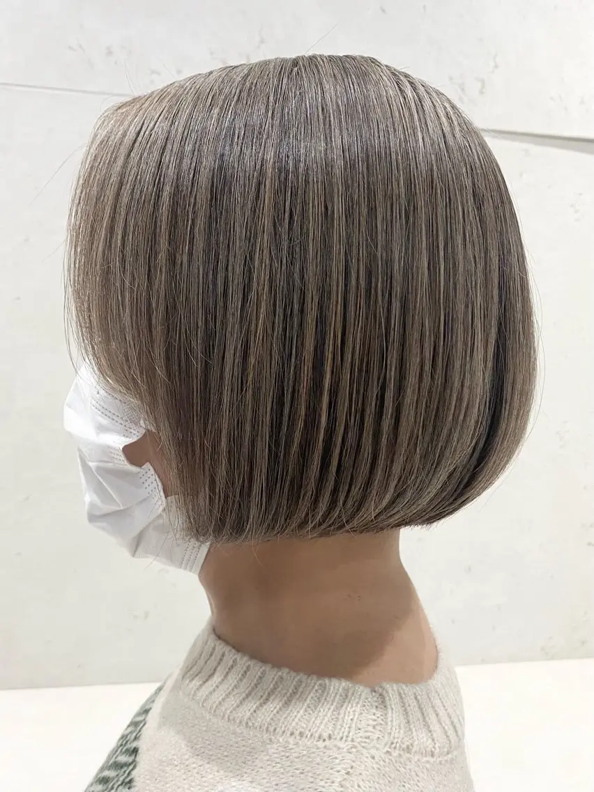 ミディアム カラー ヘアカラー トリートメント ダメージ、複雑履歴 の髪質改善 松本雄光のヘアスタイル