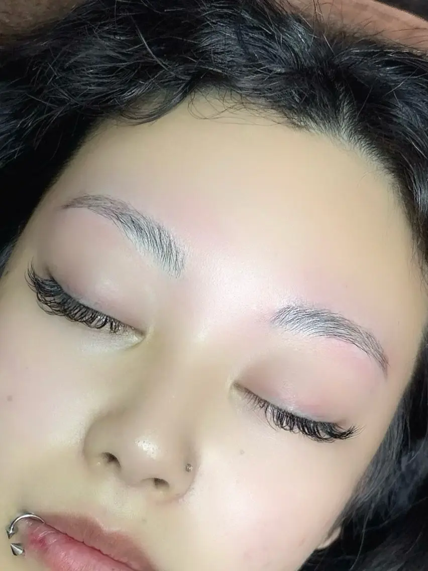 アイブロウ ワックス脱毛 眉カット その他(アイブロウ) salon lady_goのエステ・リラクイメージ