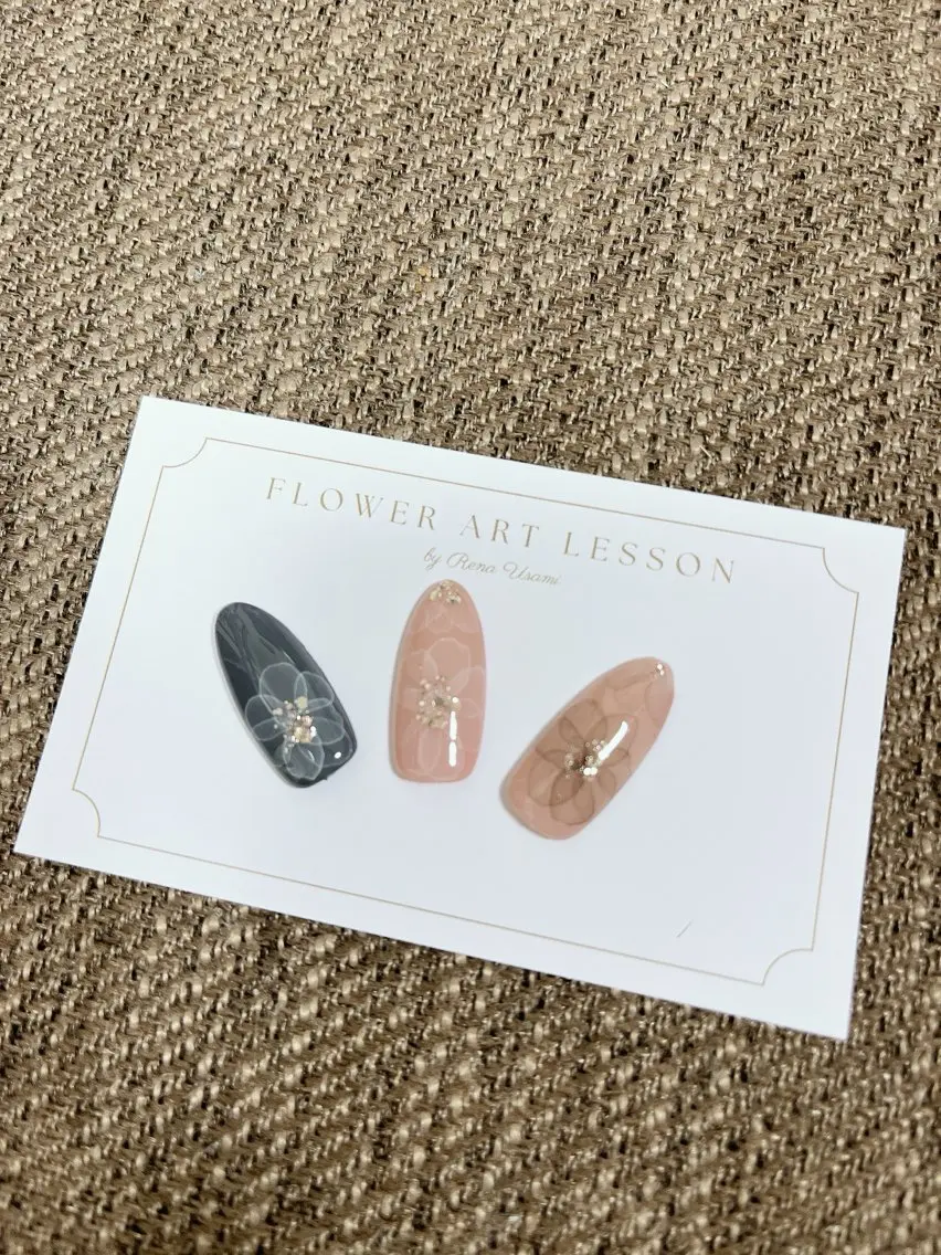 ネイル アートネイル フラワーネイル レイレア ネイルルームのネイルデザイン