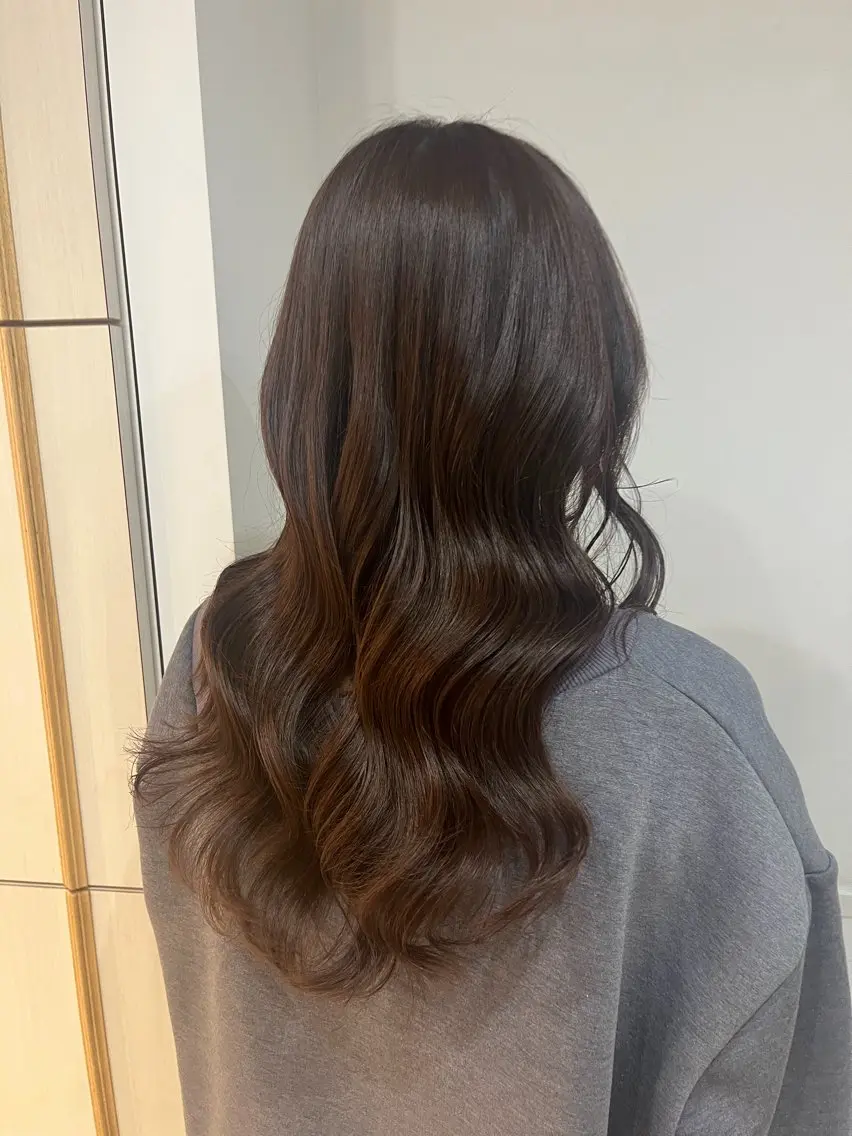 ロング アッシュ レイヤーカット 木村詩織のヘアスタイル