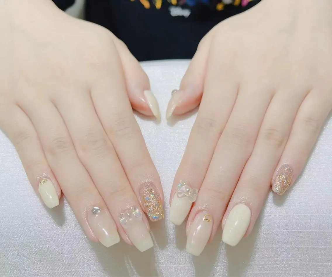 ネイル ハンドネイル Queens マオのネイルデザイン