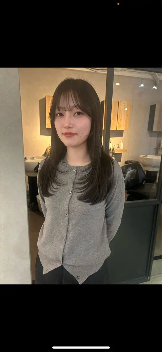 ロング レイヤーカット カット ヘアカラー SOLO 尼崎 hana💫レイヤーのヘアスタイル