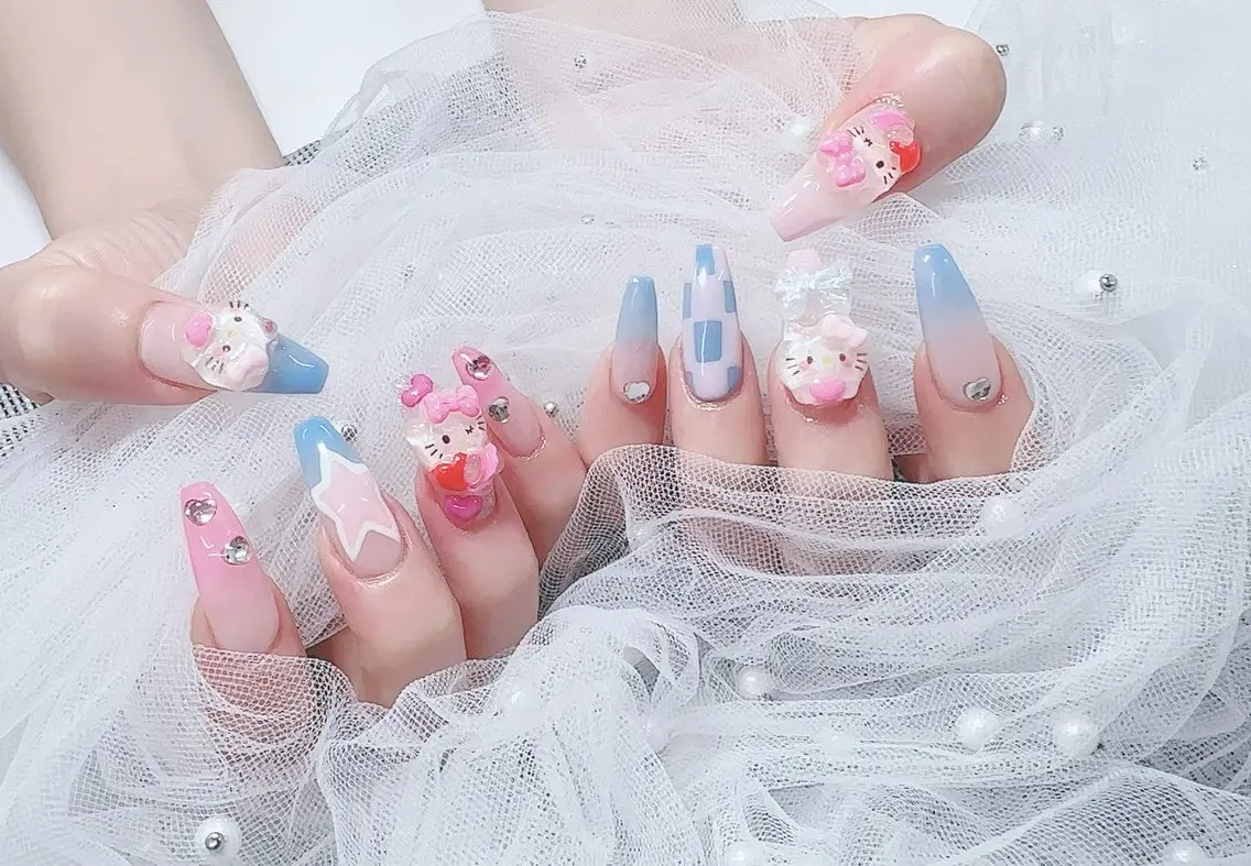 ネイル R salonのネイルデザイン