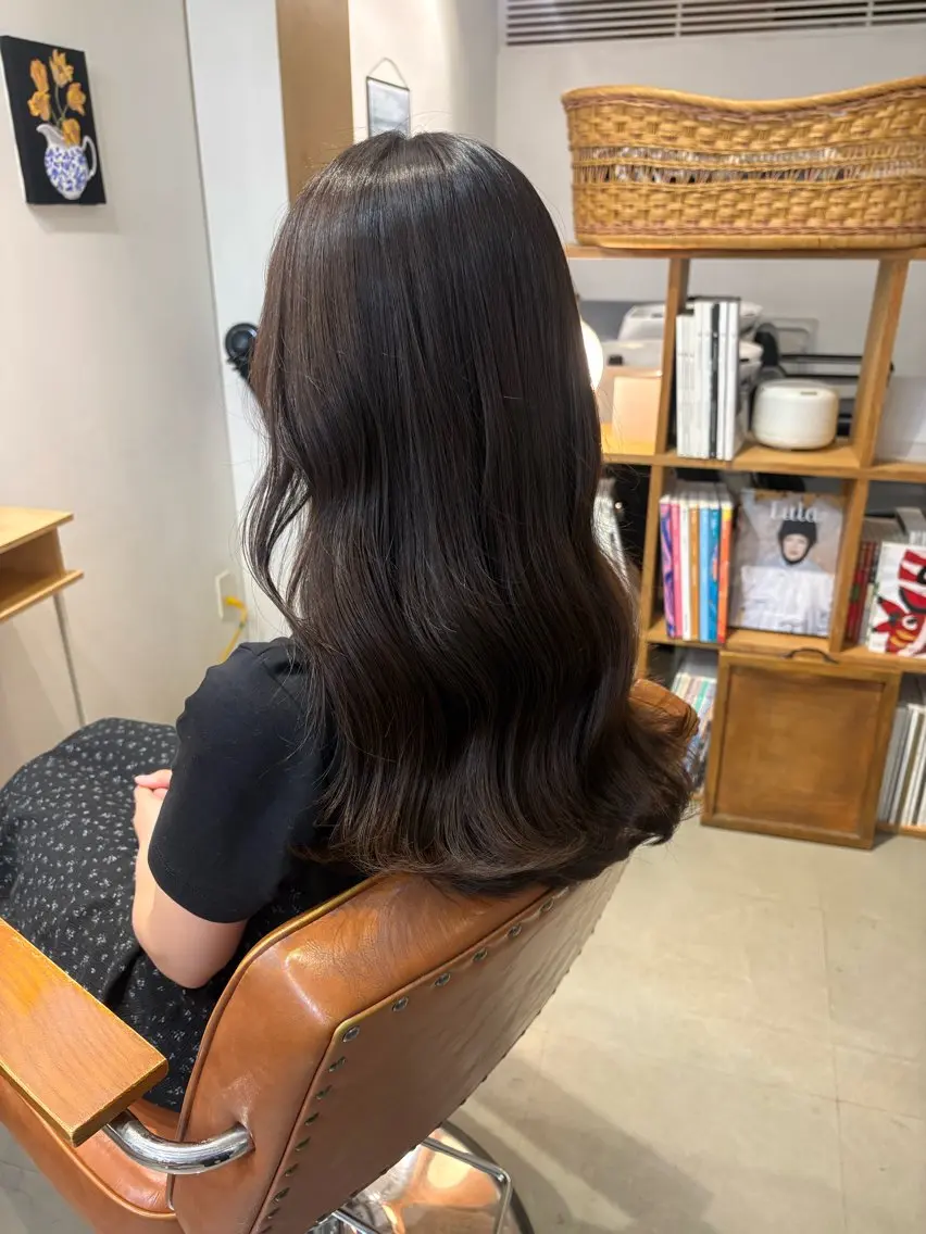 セミロング 羽田 桃菜のヘアスタイル