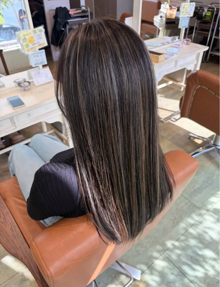 ロング ヘアカラー カラーモデル募集中✨ MIKUのヘアスタイル