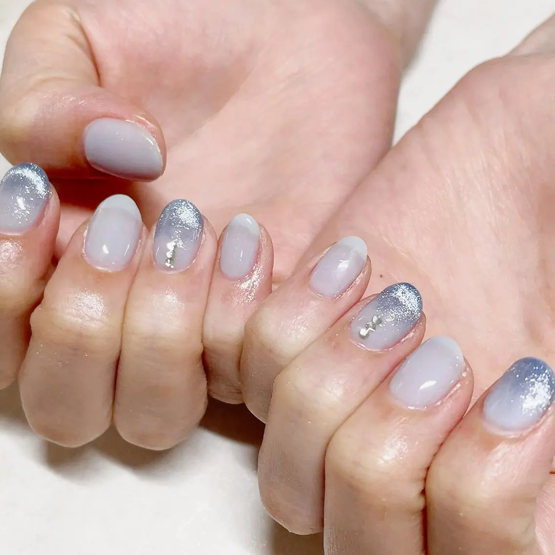 ネイル オーロラネイル フラワーネイル フットネイル フレンチネイル ジェルネイル ハンドネイル mogunail &blowのネイルデザイン