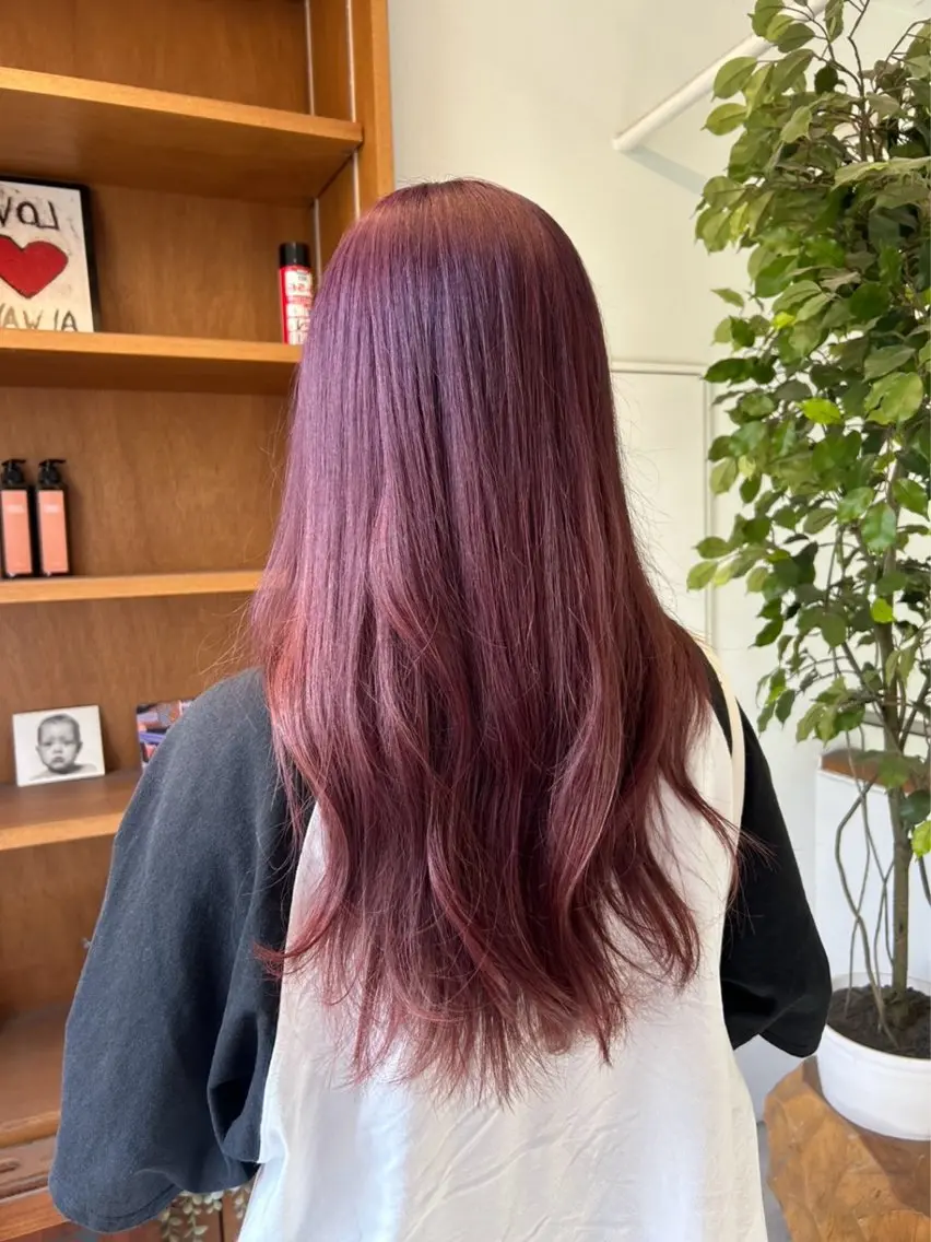 カラー ROUIS ホノカのヘアスタイル