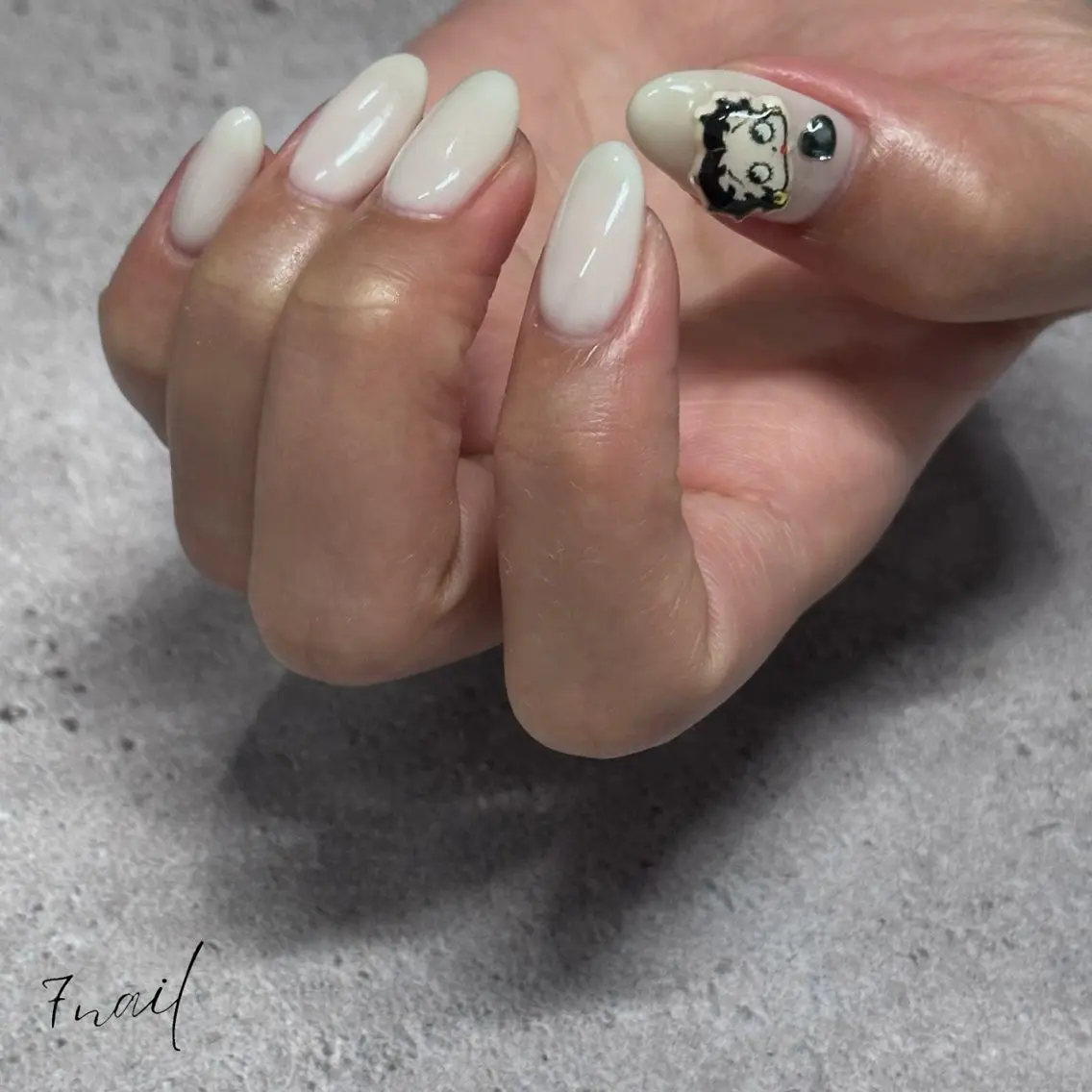 ネイル ハンドネイル 7 NAILのネイルデザイン