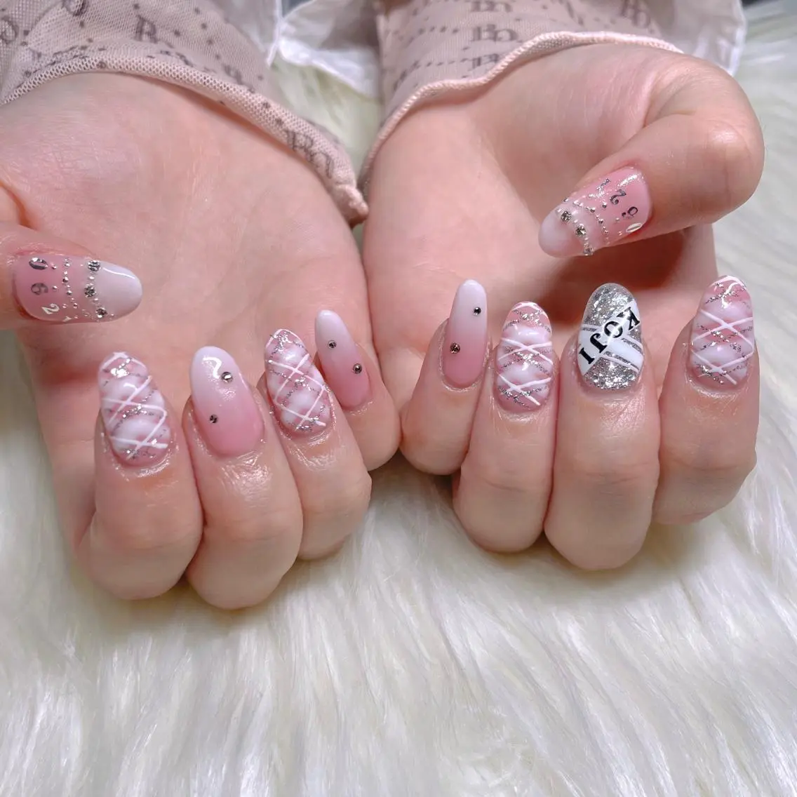 ネイル Sii nail 🤍SAKIのネイルデザイン