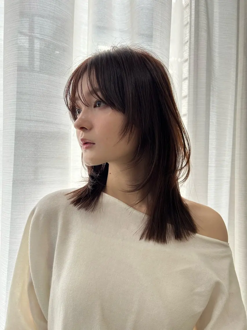 ミディアム 伸ばしかけ レイヤーカット カット トリートメント Life salon SAKURAのヘアスタイル