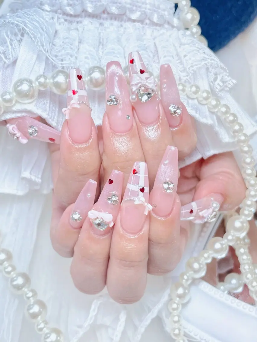 ネイル ジェルネイル ロングネイル スカルプネイル ネイルチップ 💅ネイル✨ プリンセスのネイルデザイン