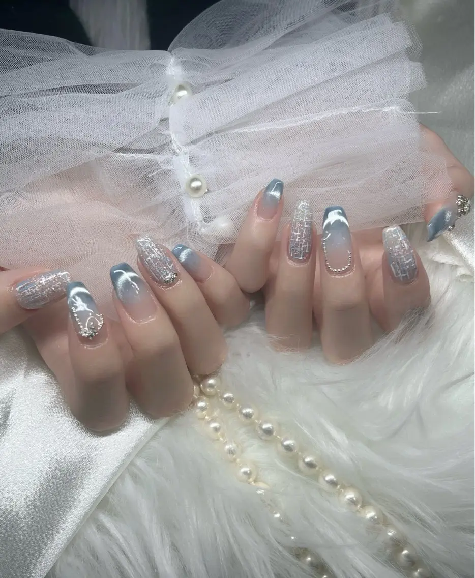 ネイル ハンドネイル YOLO NAILのネイルデザイン