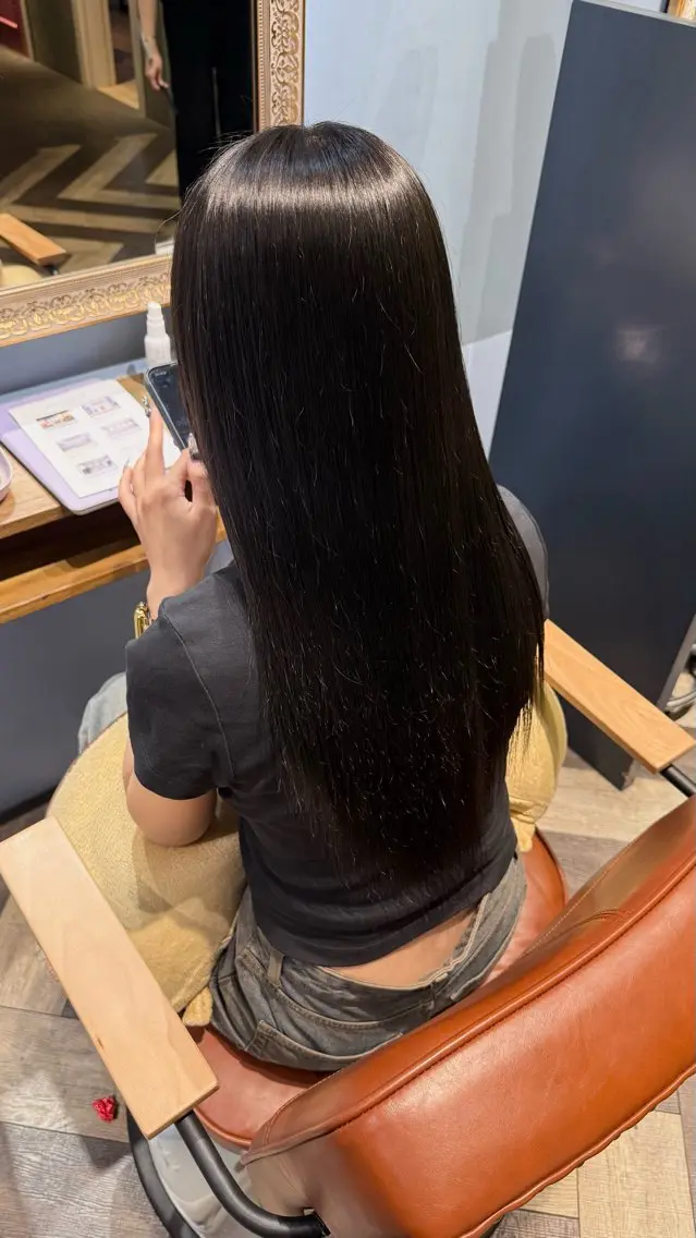 ロング ヘアカラー echelle 🐈‍⬛瑠菜のヘアスタイル