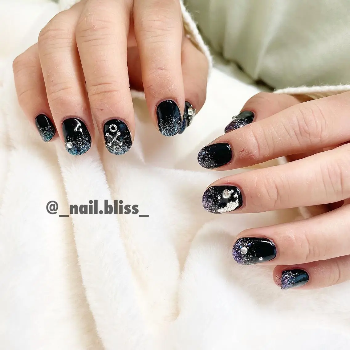ネイル ブルー ハンドネイル NAIL BLISSのネイルデザイン