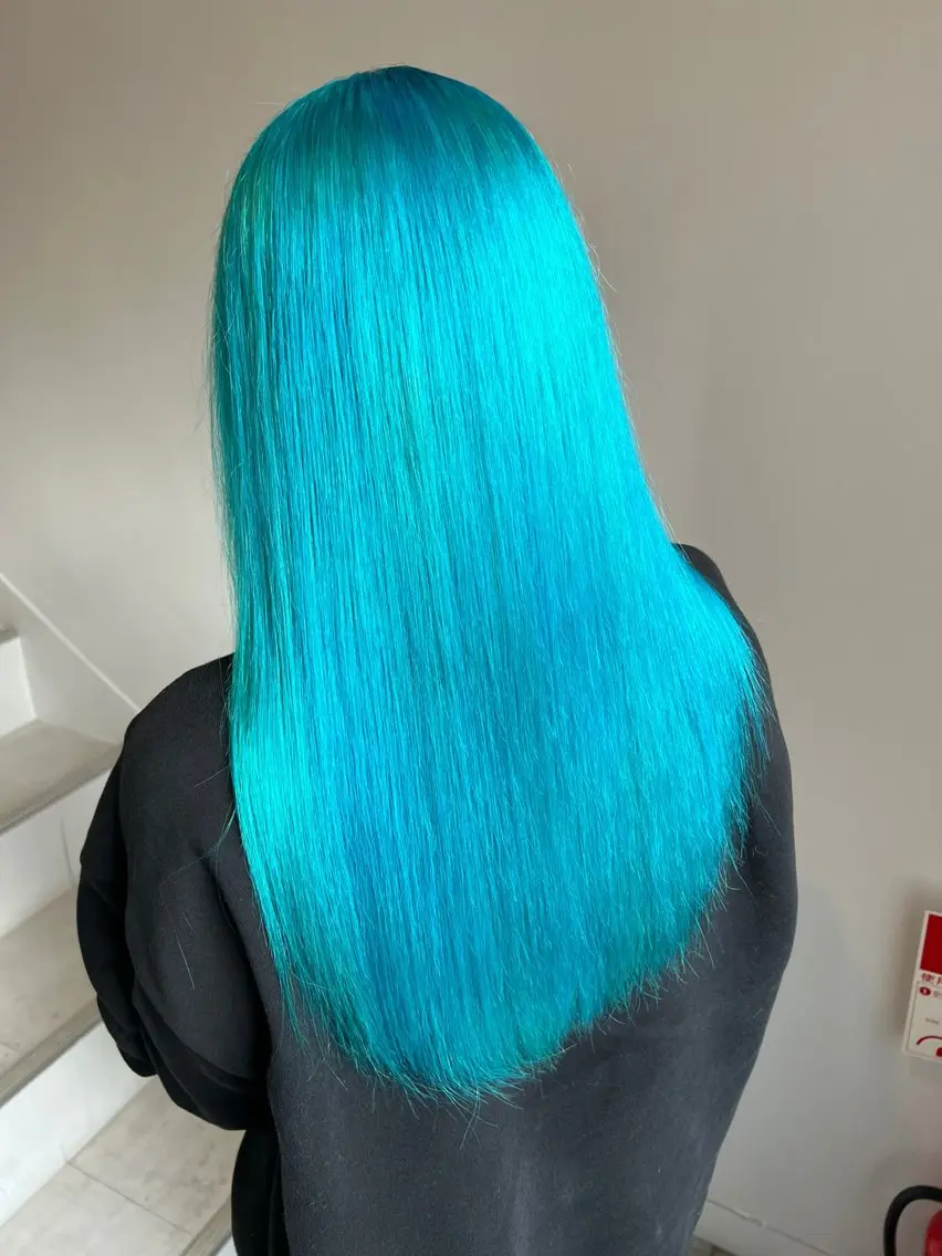 ロング カラー ブリーチ ブルーカラー ケアブリーチ 透明感カラー デザインカラー ヘアカラー Lima/ハイトー ン/ブリーチ/心斎橋のヘアスタイル