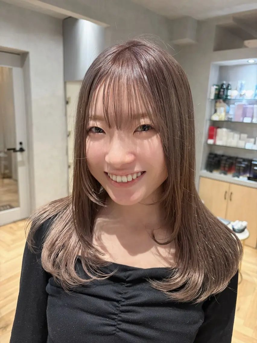 ロング 久保 佳乃のヘアスタイル