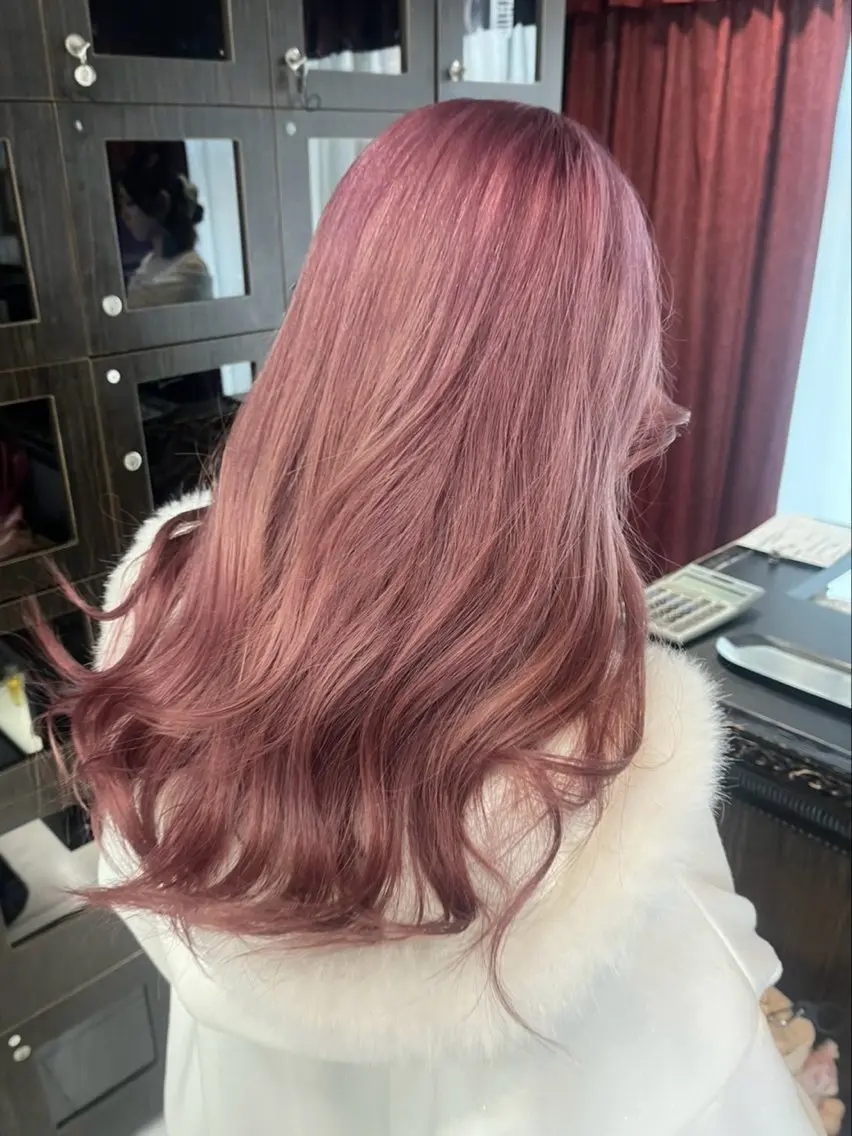 ロング カラー ✨️カラー モデルYUUNA✨️のヘアスタイル
