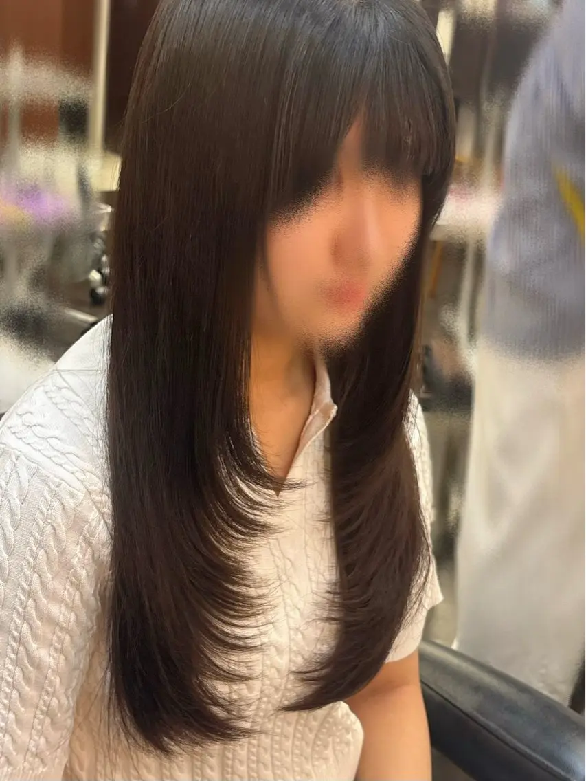 ロング 顔まわりレイヤー 顔周りカット レイヤーカット カット 細田 舞乃のヘアスタイル