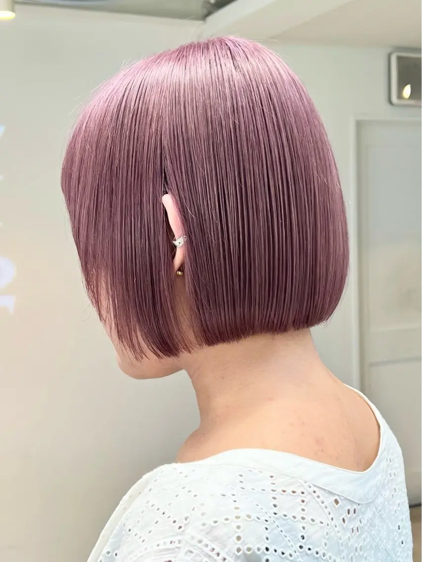 ショート カラー ブリーチ ラベンダーカラー ピンクカラー ピンクラベンダー ヘアカラー Ami ケアブリーチ/表参道のヘアスタイル