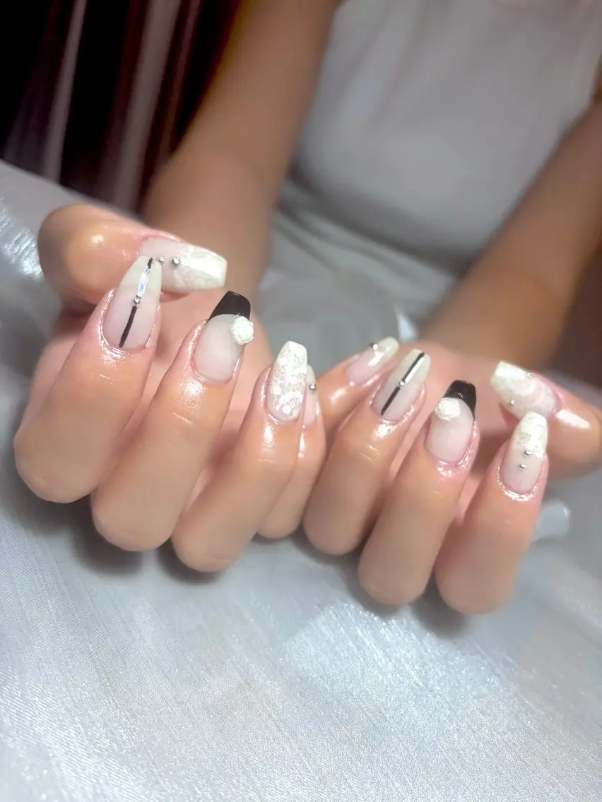 ミディアム ハンドネイル nail salon ciel&saintのネイルデザイン