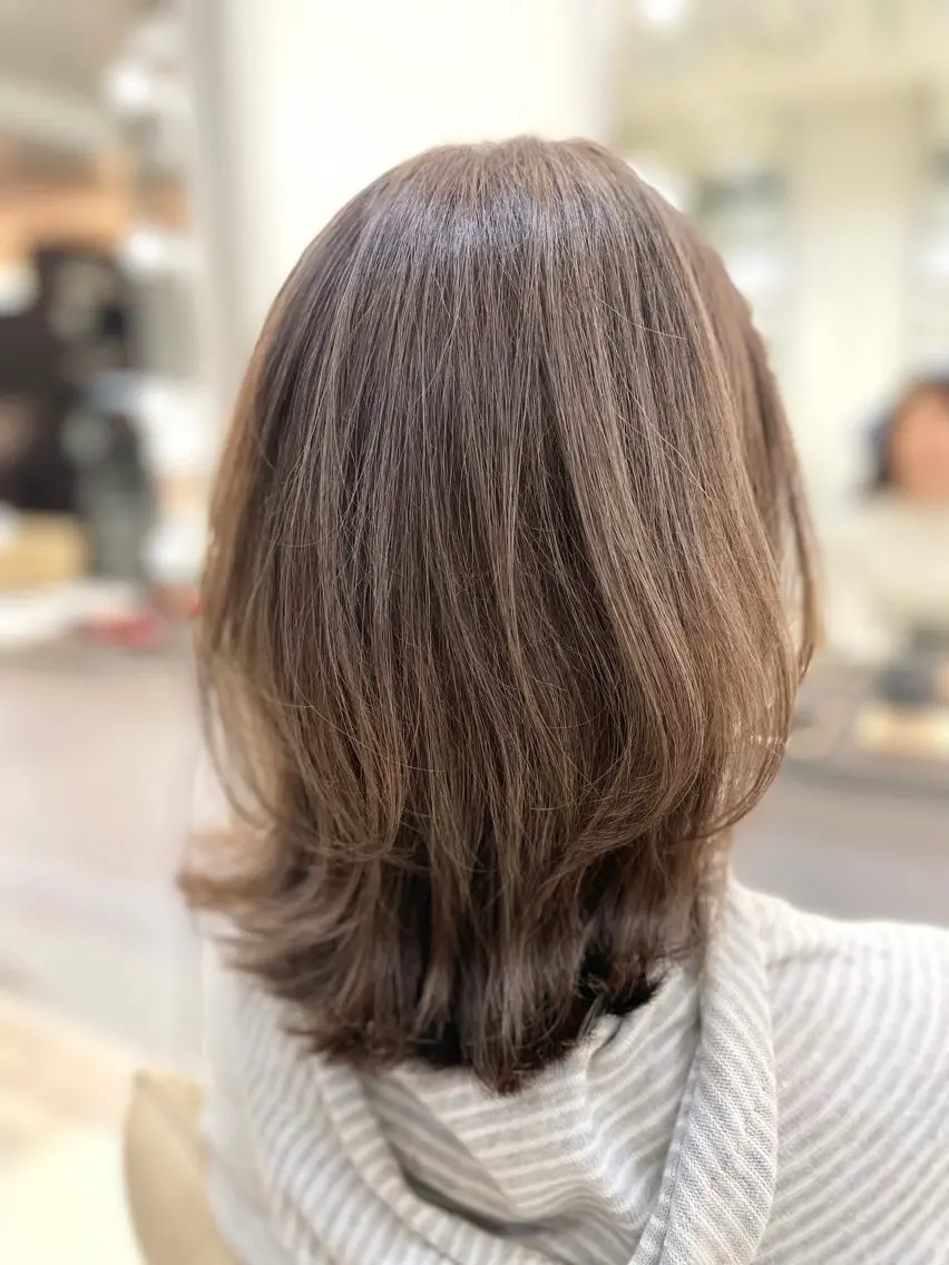 ミディアム ワンレンボブ ボブ 髪質改善 レイヤーカット 縮毛矯正 カット ヘアカラー トリートメント 髪質改善専門 YOSHIのヘアスタイル